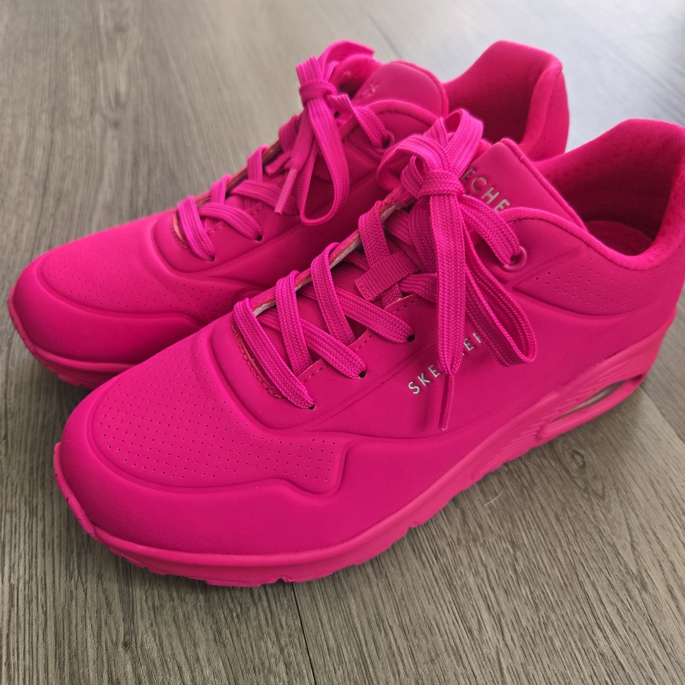 Women's Hot Pink Sneakers Uno Stand On Air Skechers